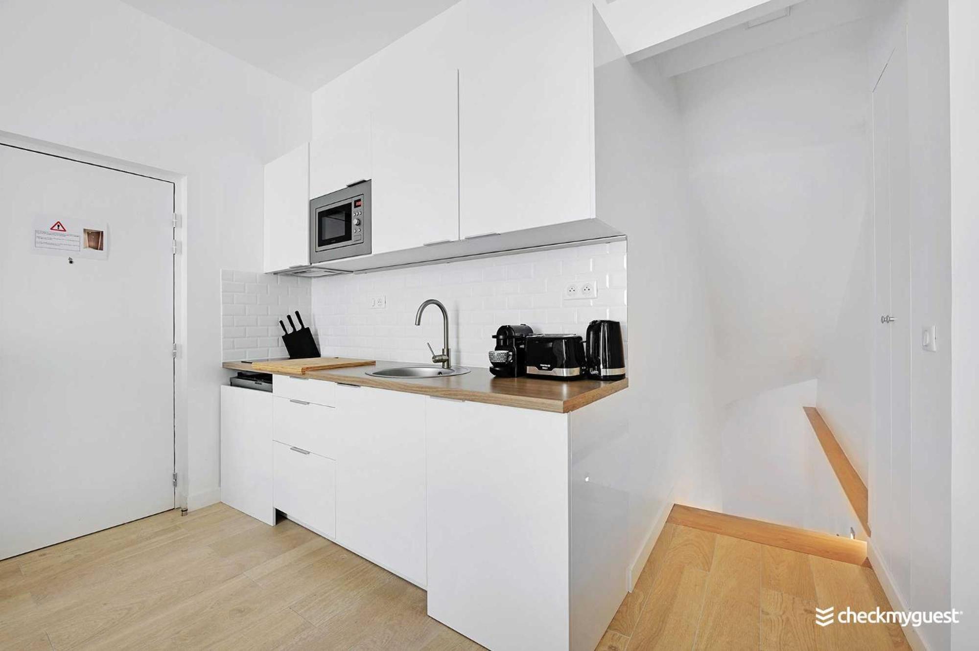 Intimate Apartment With Air Conditioner & Jacuzzi 2Br 6P Montmartre ปารีส ภายนอก รูปภาพ